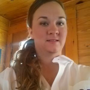 Meet your Posher, Tabitha